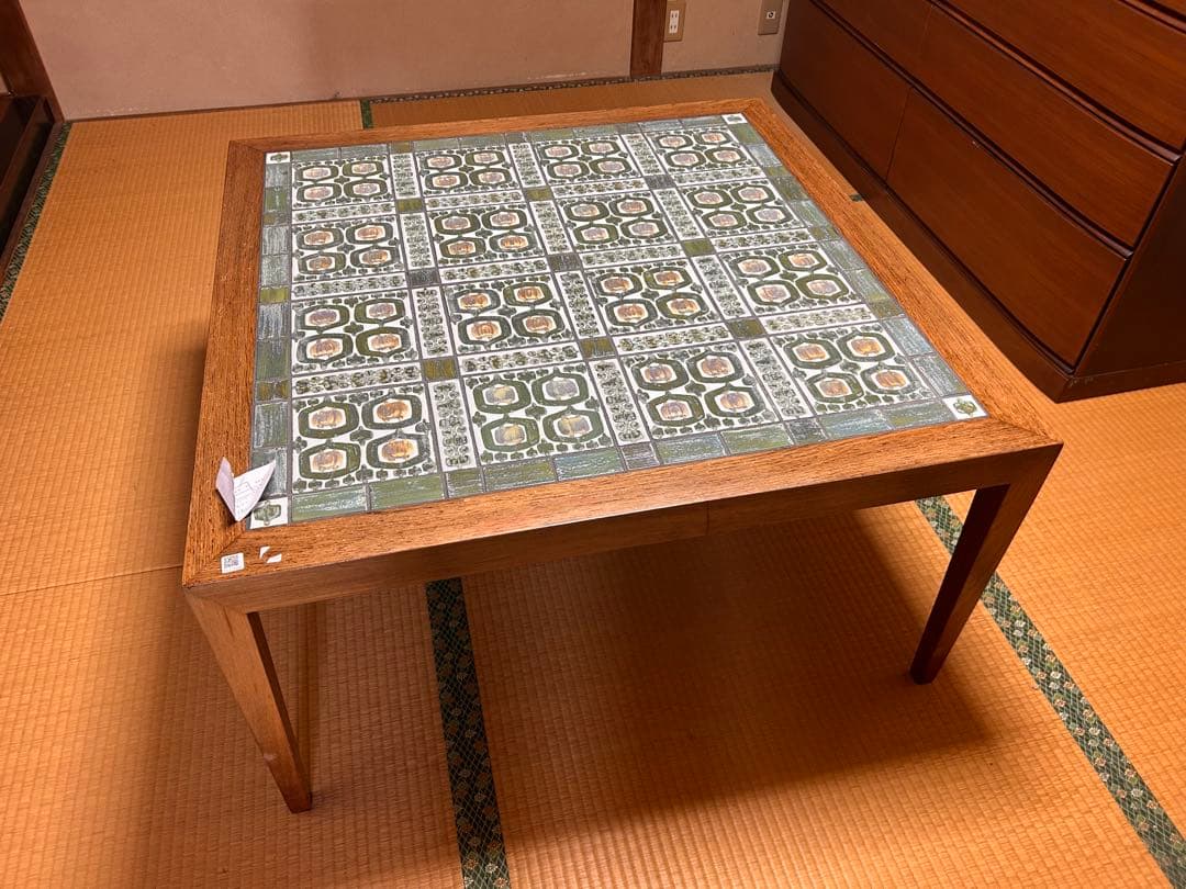 ロイヤルコペンハーゲン ハスレヴ テネラ タイルトップテーブル ヴィンテージ