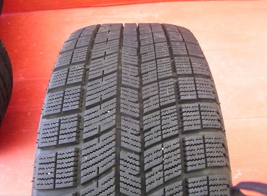 u*e様 30プリウスSツーリング純正17インチ+ナンカン製215/45R17ス