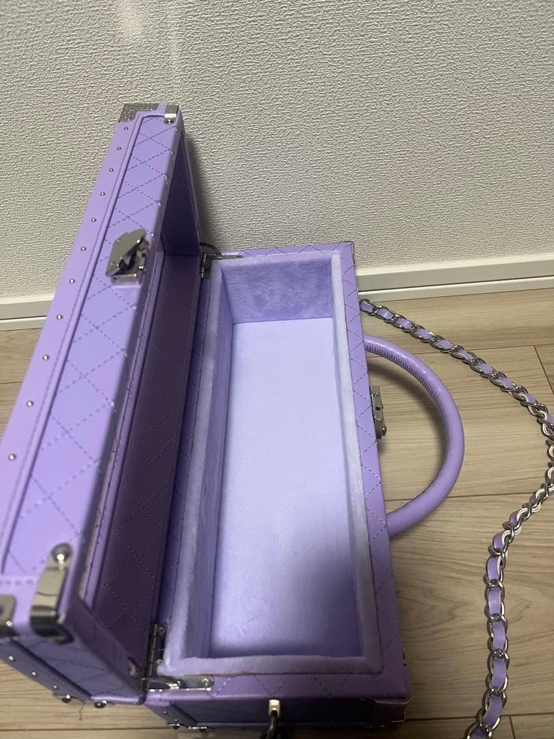 エンジェルシャンパンハロウィンパープル　空瓶＋ケース