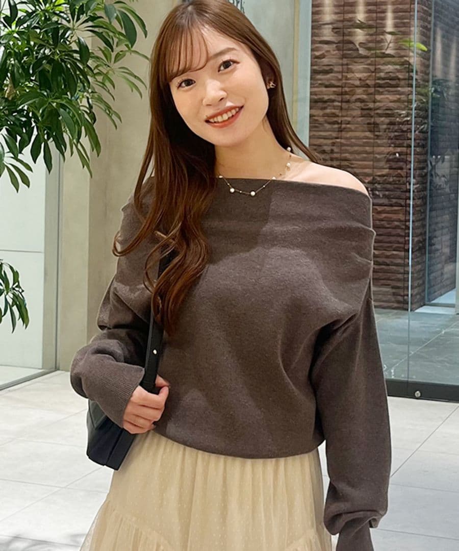 実物写真掲載 ココディール 完売色 ドレープオフショルニット