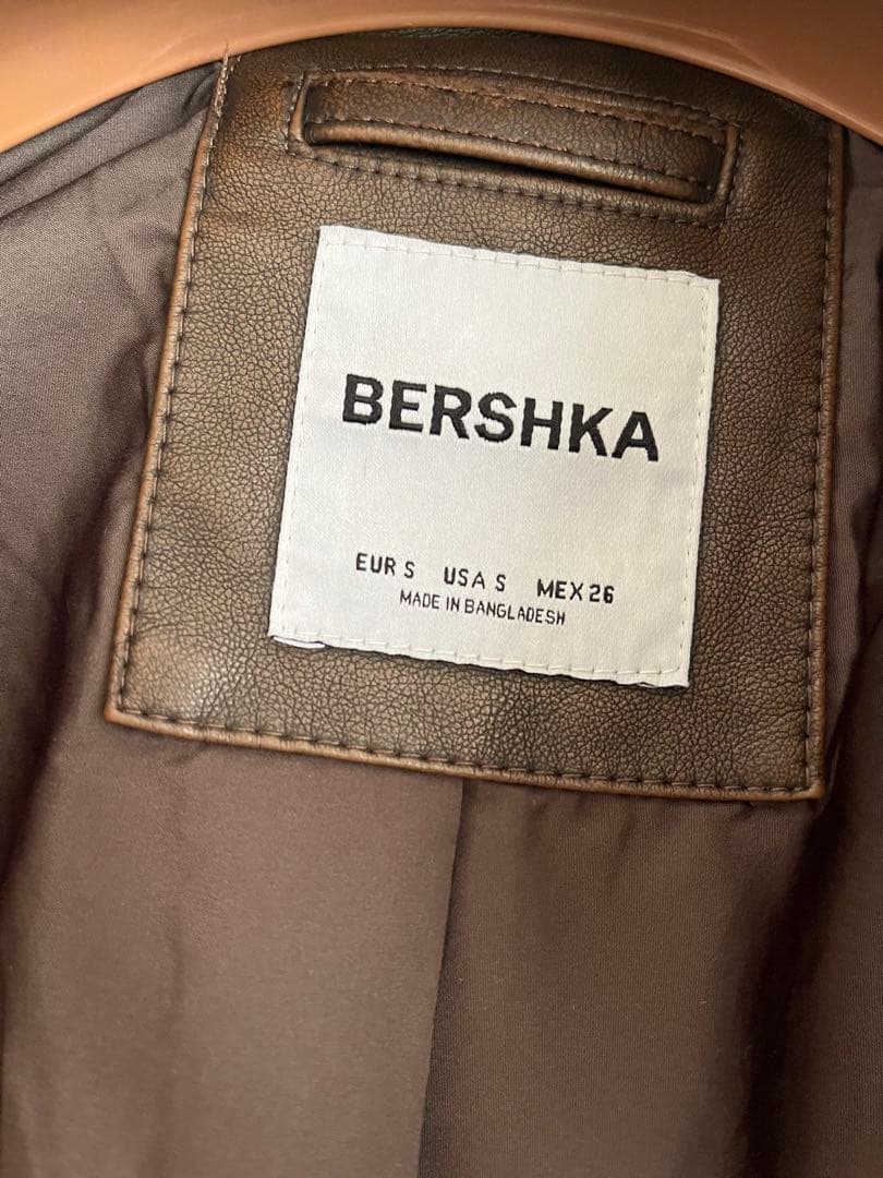 BERSHKA ブラウンレザージャケット S