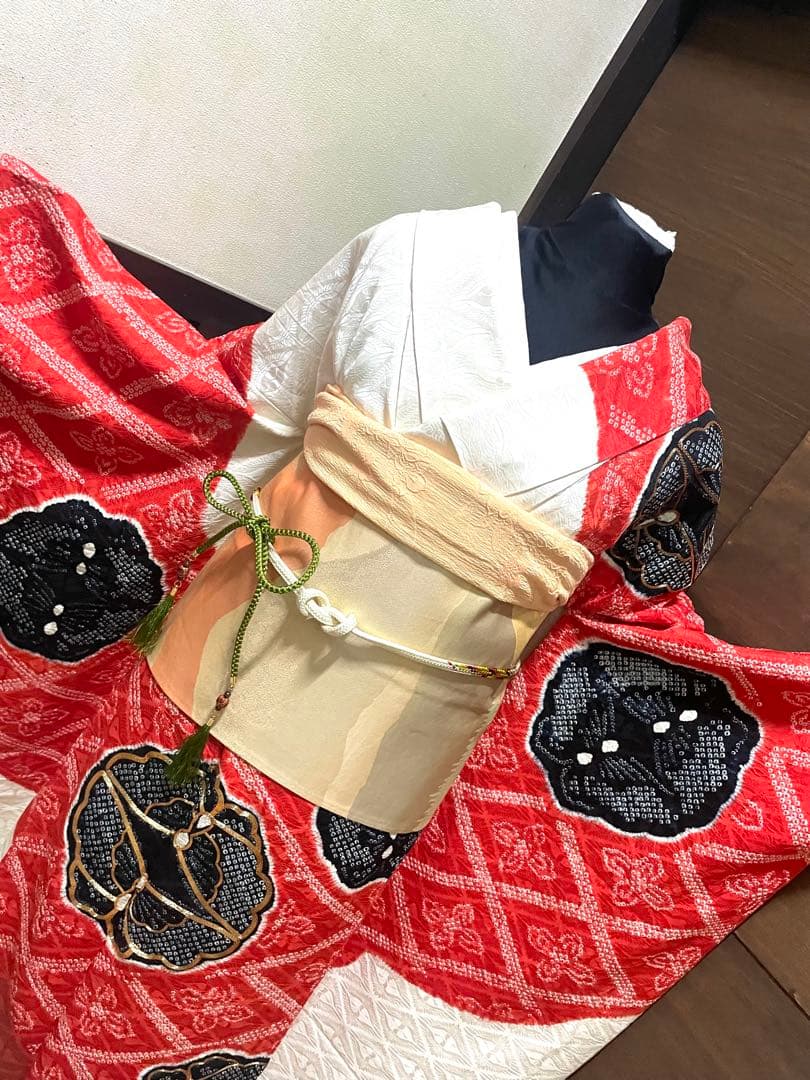 振袖フルセット6点サイズS〜M 駒刺繍　絞り　花蝶文　向かい鶴やまと誂製　正絹