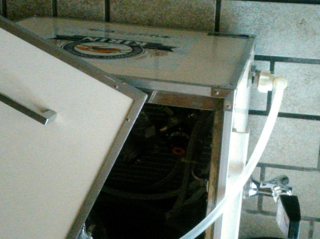 旨い！！！この季節アウトドアに！ニットク　BS-8氷冷式ビールサーバー　１式