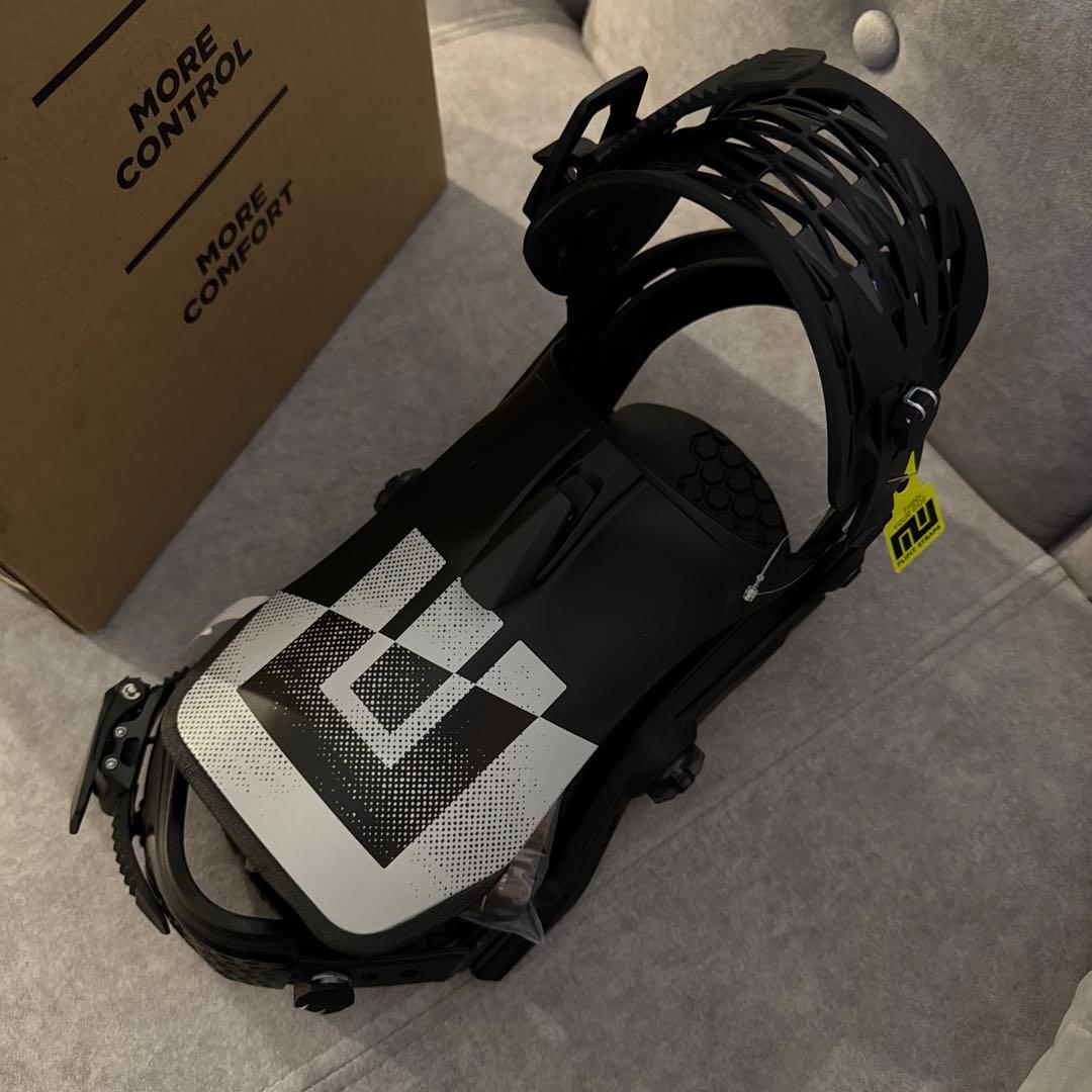 新品NOW SELECT PRO スノーボードビンディング M