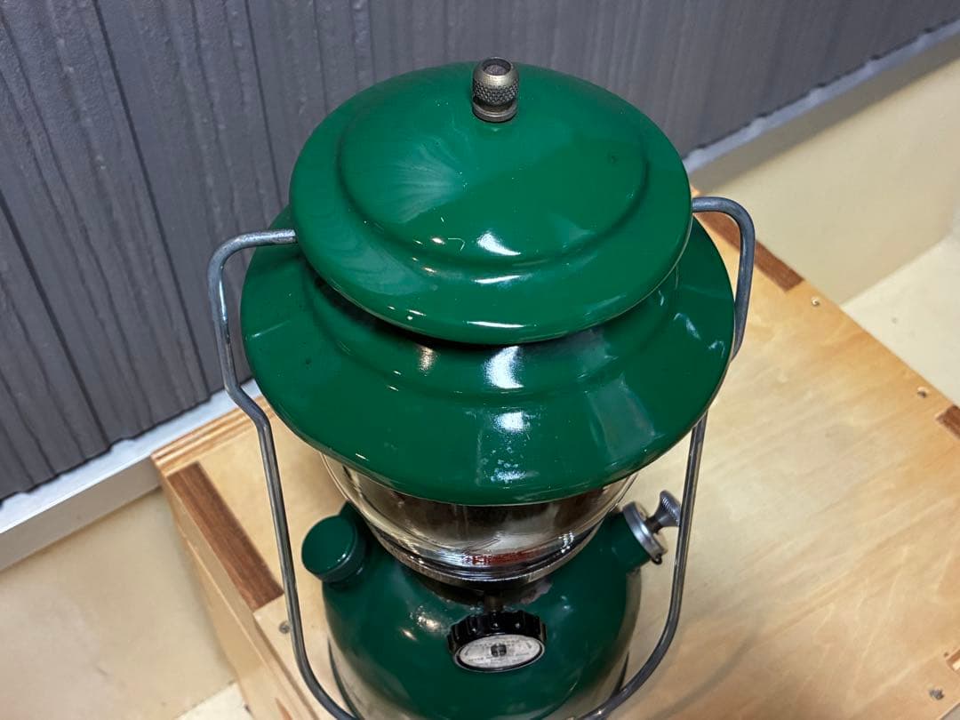 メンテ済》コールマン【'81年07月製200A700 ランタン（グリーン）】