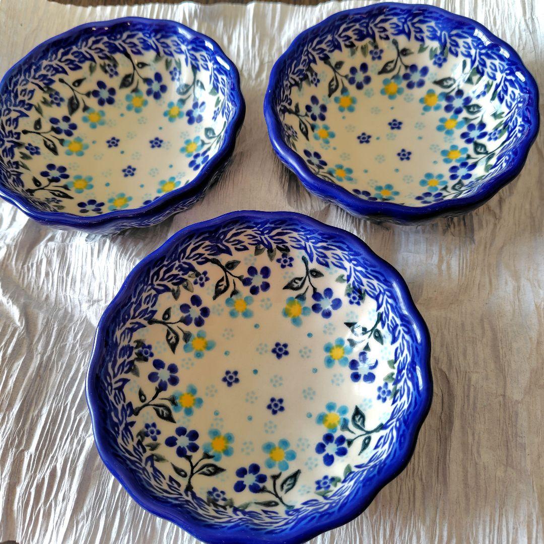 ポーリッシュポタリー　花柄フリルボウル 3枚セット