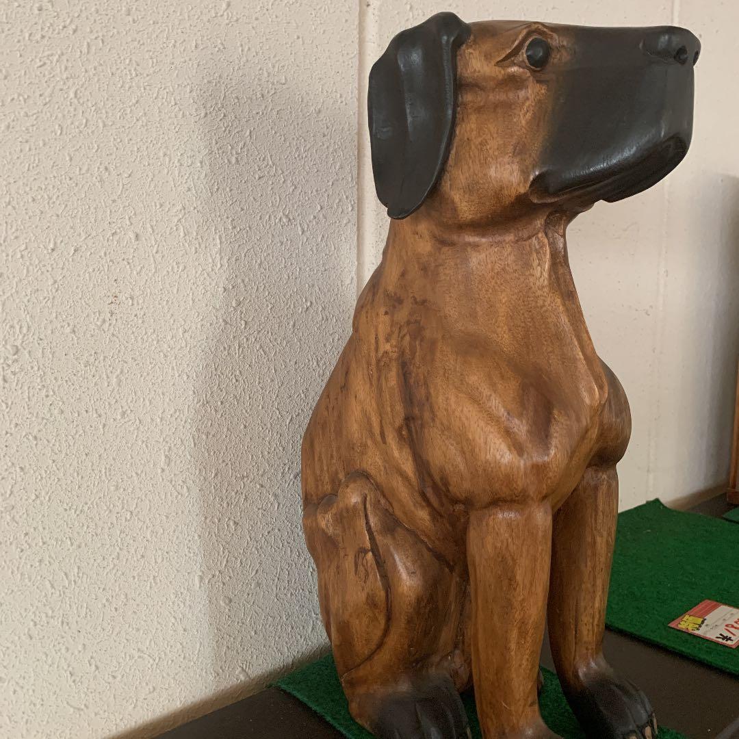 犬の置物