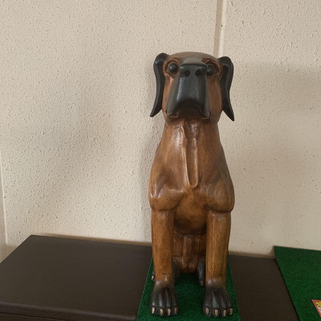 犬の置物