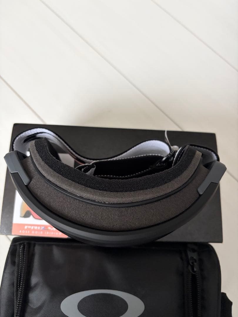 【新品】OAKLEY スノーゴーグル Flight Tracker Mレディース