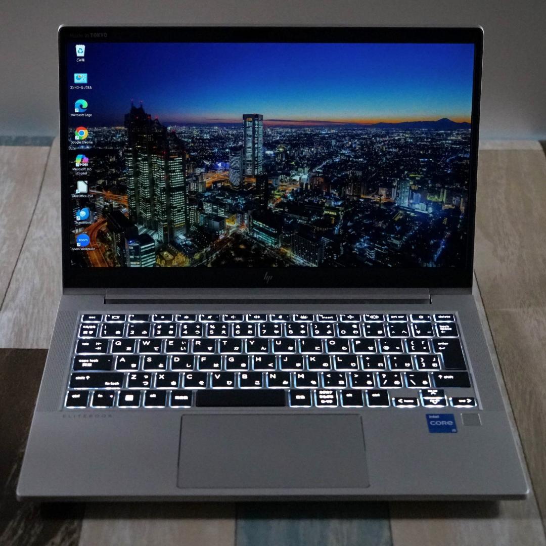 極美品のほぼ現行モデル✨１０コアの第１３世代コアｉ５に超高速ＳＳＤ＆１６Ｇメモリ