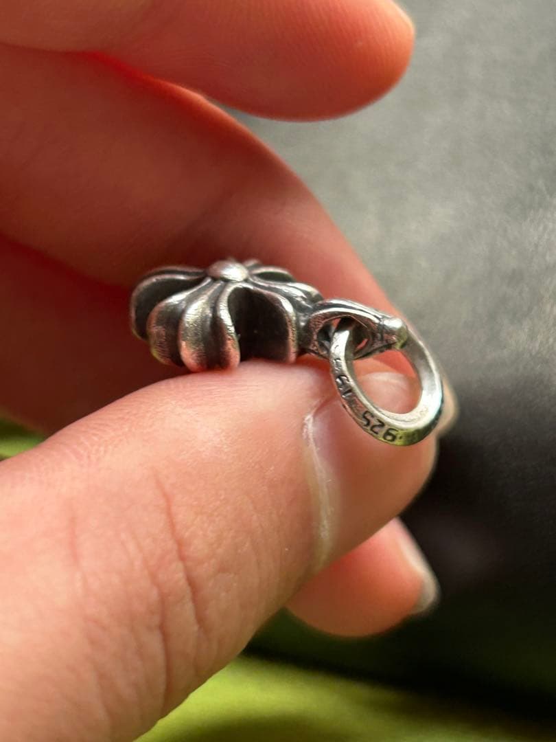 Chrom heartsクロムハーツ　CH プラスチャーム