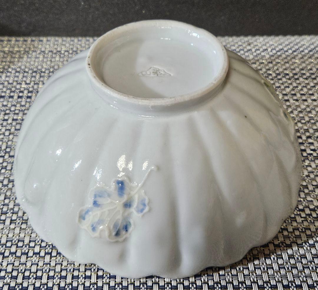 【近代陶芸の巨匠❗】帝室技芸員　板谷波山 波山銘　白磁　菊形小鉢　菓子鉢　共箱