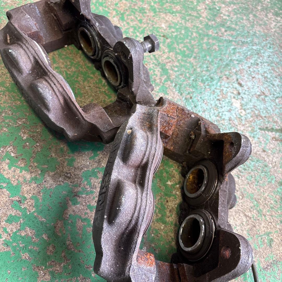 シルビアＳ１４Ｓ１５ ブレーキキャリパー 左右4POT