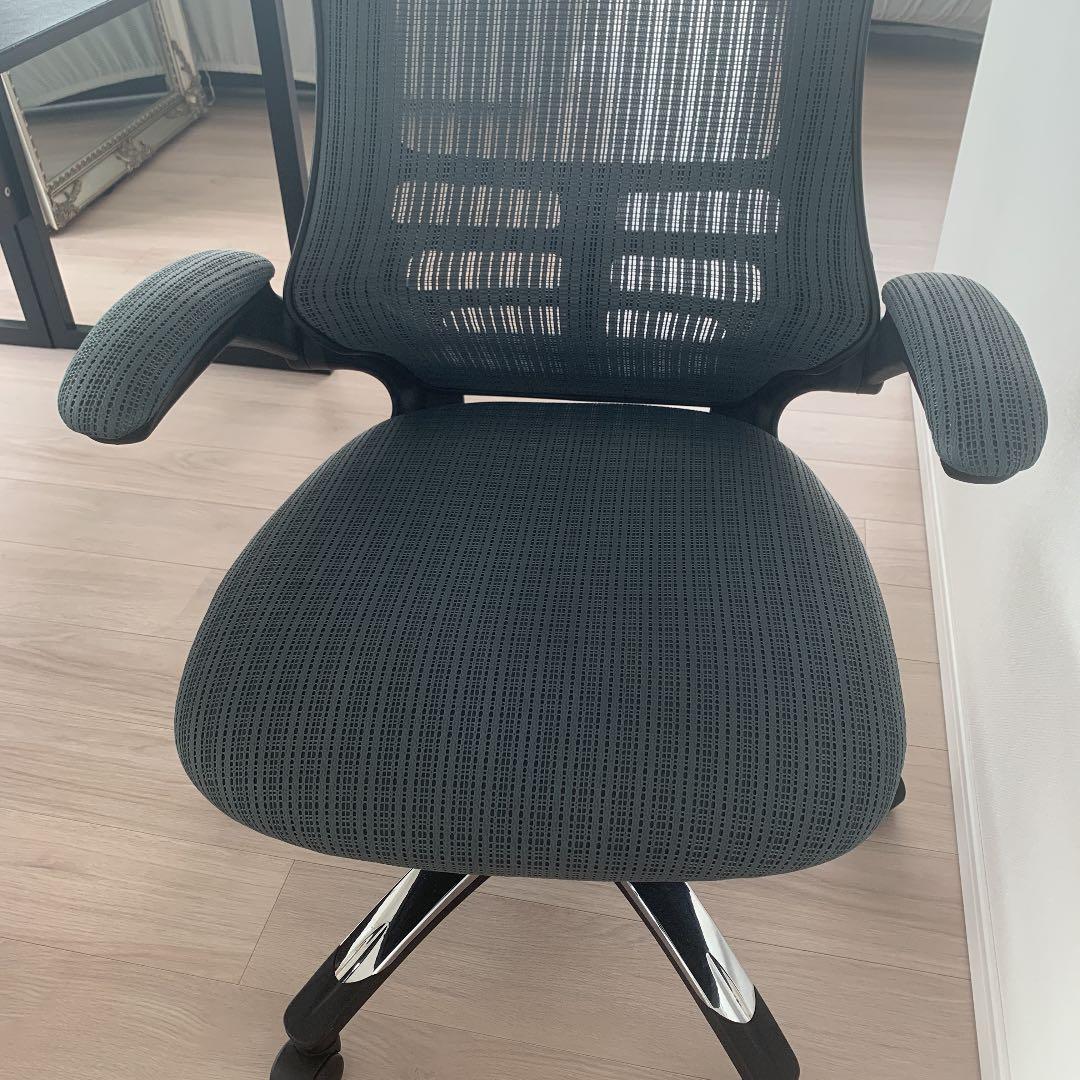 【33,550円】デスクチェア① FUJI-BOEKI アームアップチェア