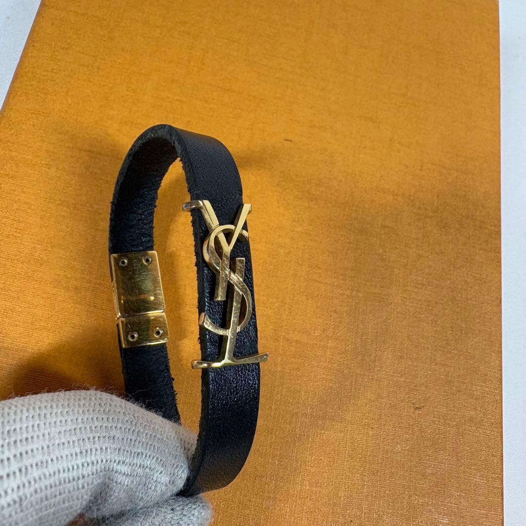 サンローラン SAINT LAURENT カサンドラロゴ YSL バングル　黒