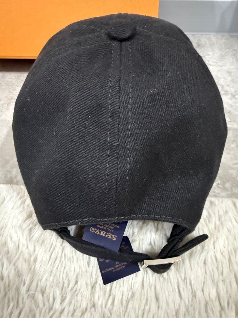 LOUIS VUITTON ブラック ベースボールキャップ