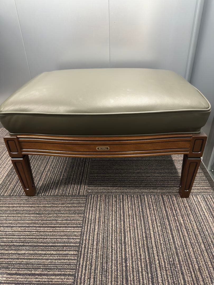 マルニ木工　オットマン　シャルル　地中海ロイヤル