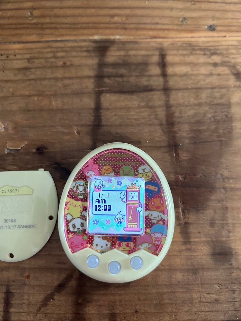 美品⭐︎Tamagotchi たまごっちみくす　サンリオ