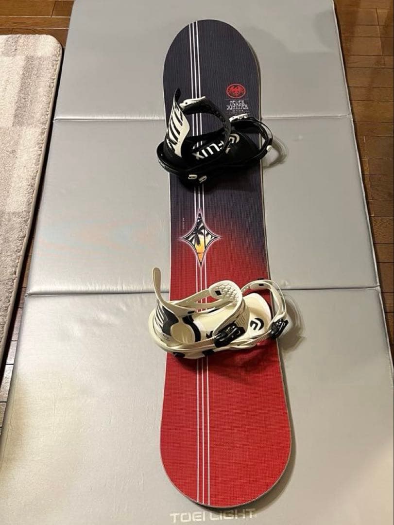 NEVER SUMMER スノーボード 赤/黒 ビンディング　セット