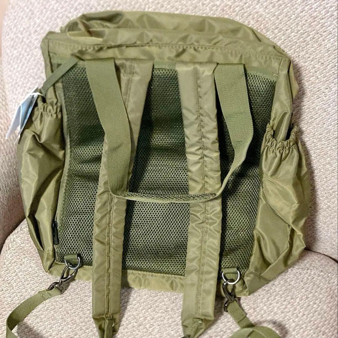 【新品未使用】agnes b voyage マザーズバッグ リュック　カーキ