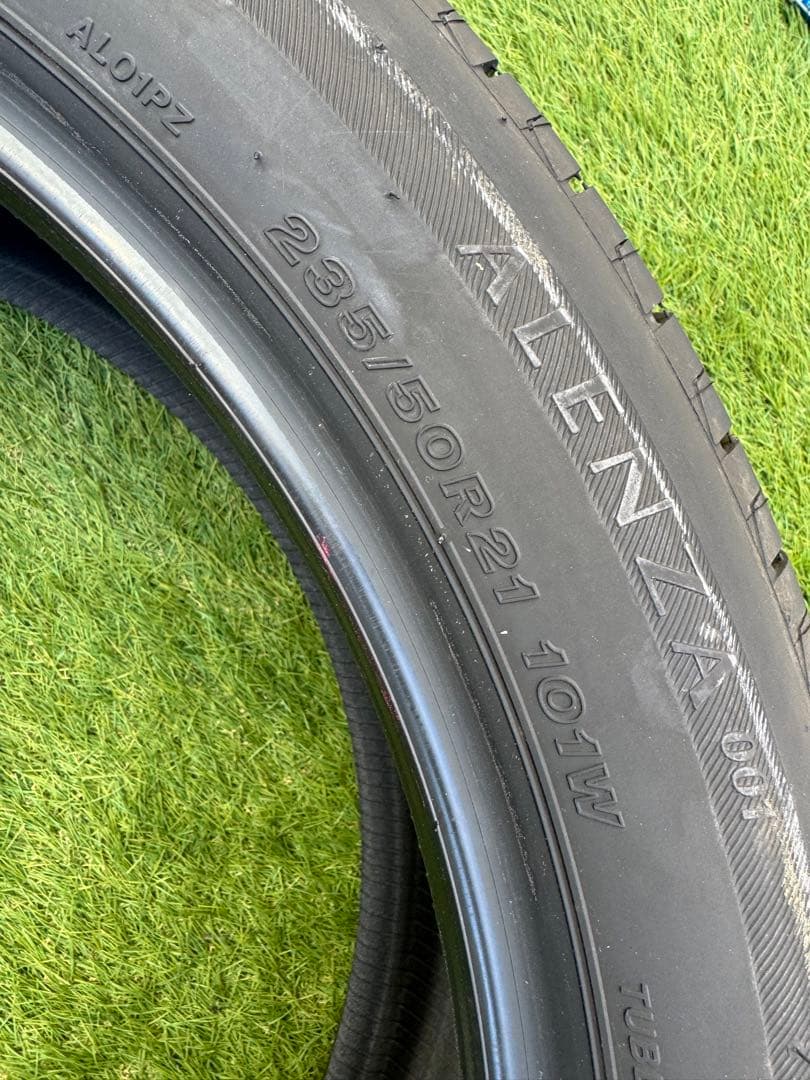 送料込み！ブリヂストン　ALENZA 235/50R21 タイヤ　レクサスRX