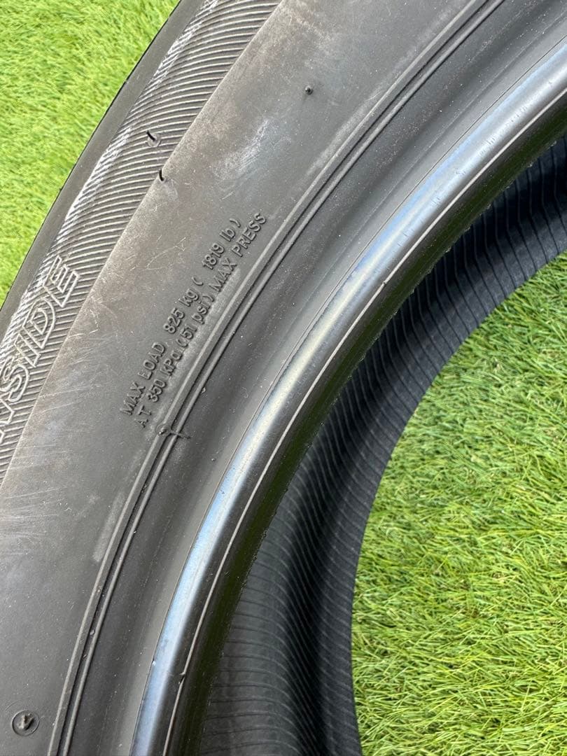送料込み！ブリヂストン　ALENZA 235/50R21 タイヤ　レクサスRX