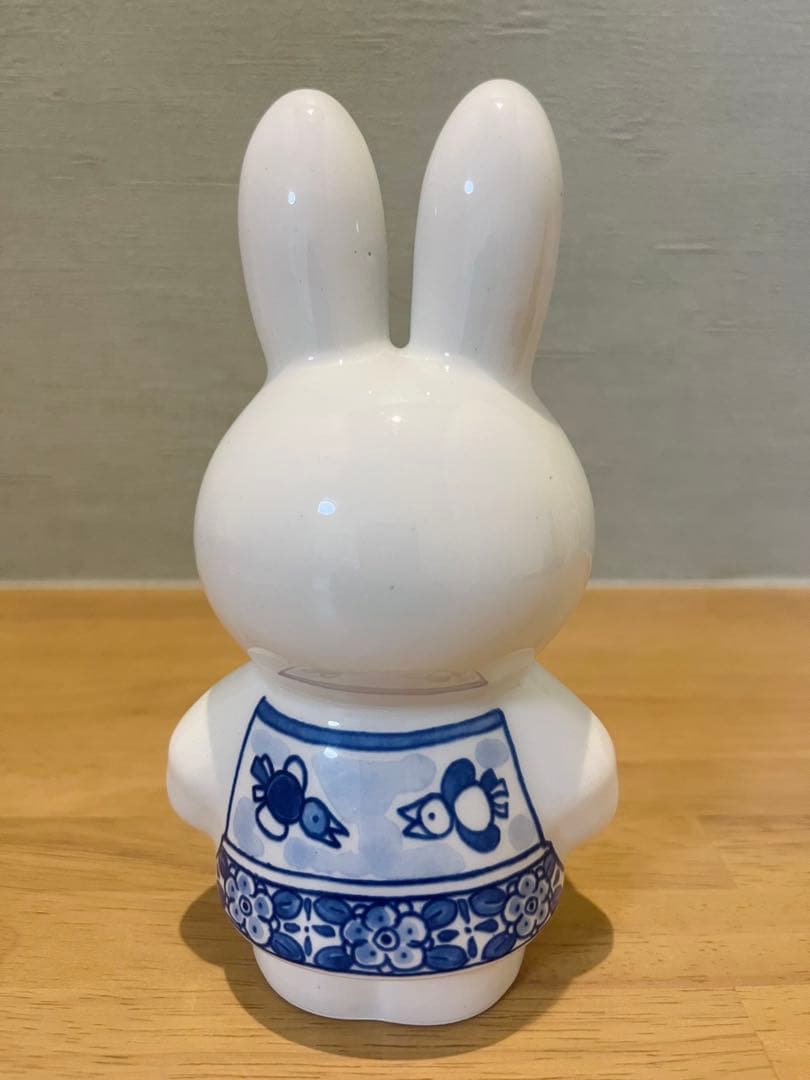 【万博限定】ミッフィー　大阪関西万博　限定　陶器　ロイヤルデルフト　スタチュー