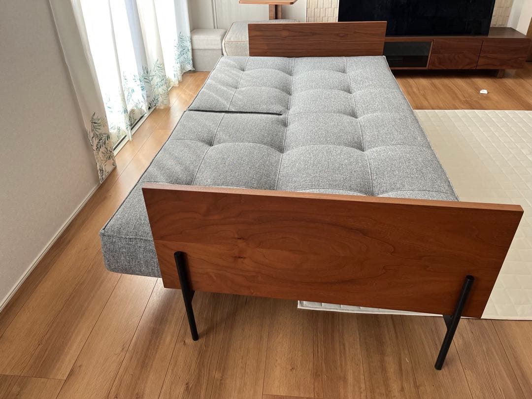 【美品】INNOVATION LIVING モダンデザインソファ