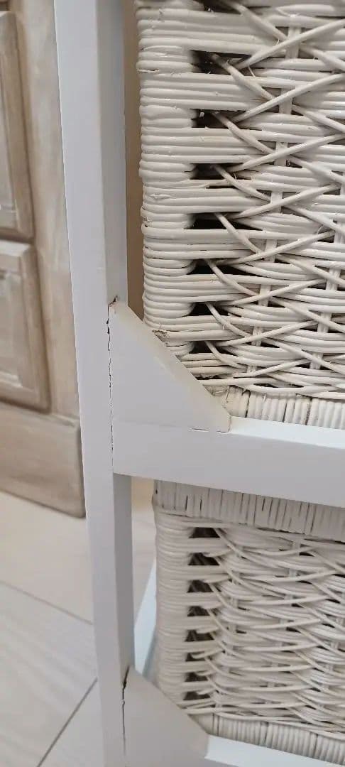 ホワイトラタン　籐　チェスト　飾り棚　天板ガラス　◆引き取り限定◆最終値下げ