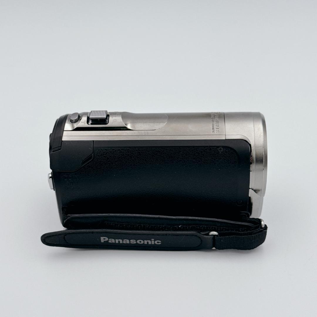 未使用級✨Panasonic デジタルハイビジョンビデオカメラ HDC-TM70
