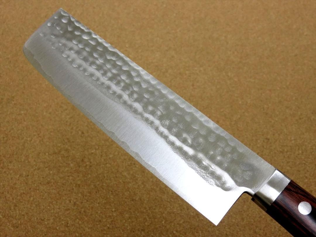 関の刃物 菜切り包丁 165mm 鎚目鍛造 本割込 3層鋼 口金付き 野菜 両刃