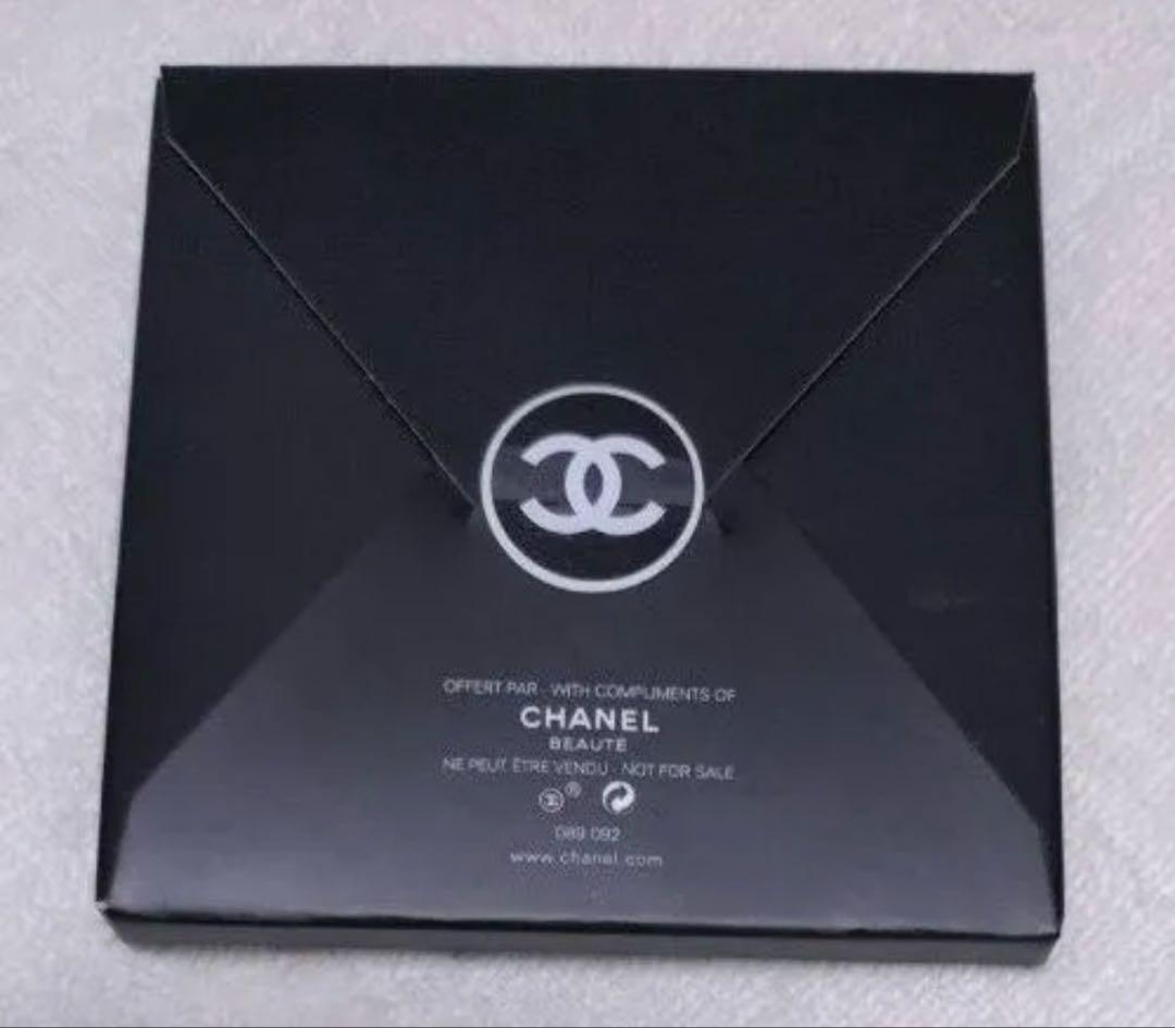 CHANEL ブラック ロゴ ペンダント ネックレス ユニセックス