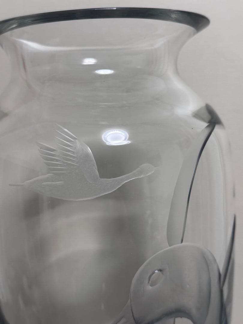 水晶，クリスタルガラス ，花瓶 ，花器，鳥の彫刻