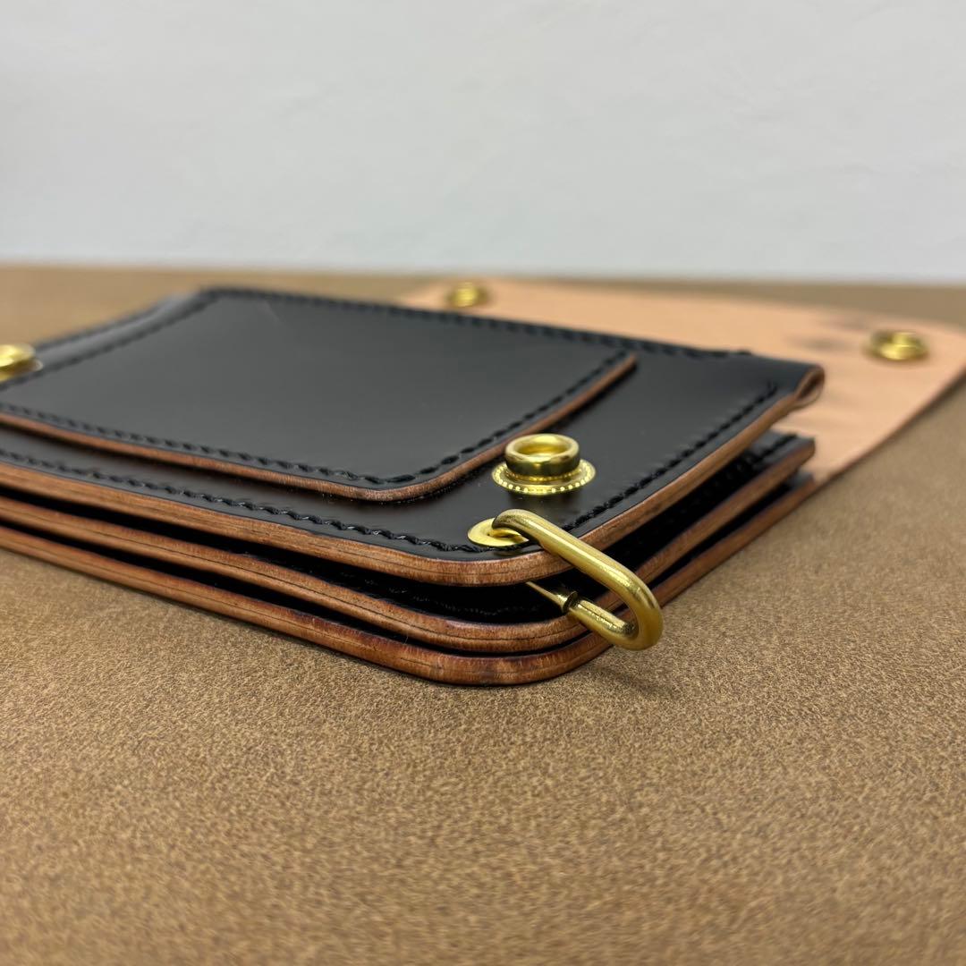 コードバン　トラッカーウォレット　ミドル　黒　3層　新喜皮革