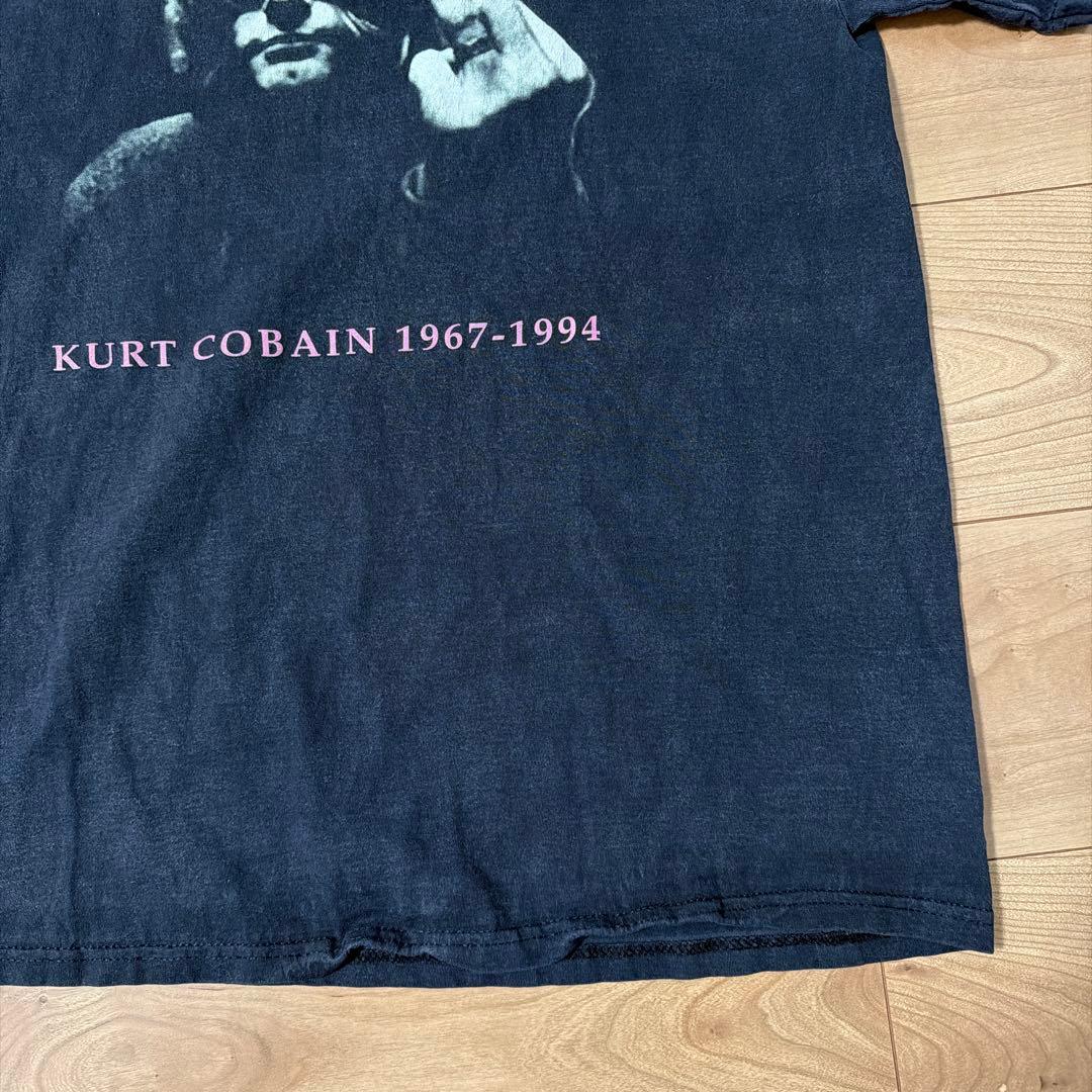  COBAIN Tシャツ