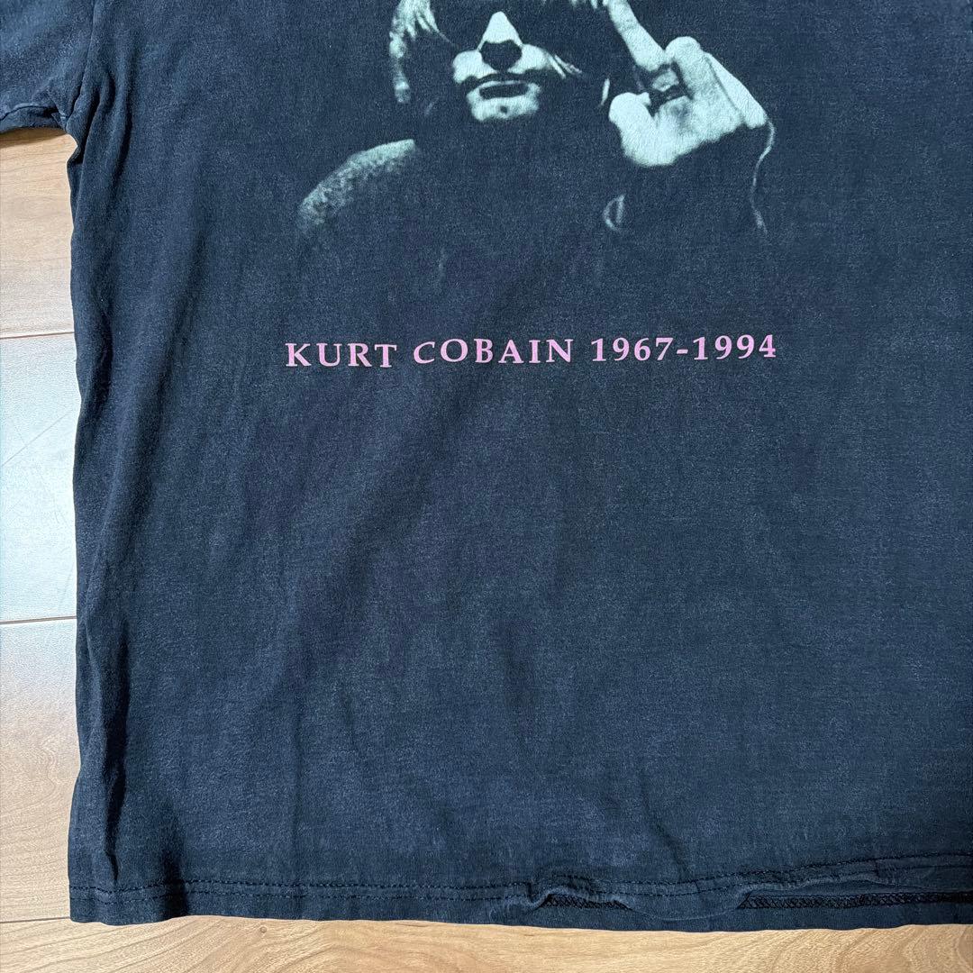  COBAIN Tシャツ