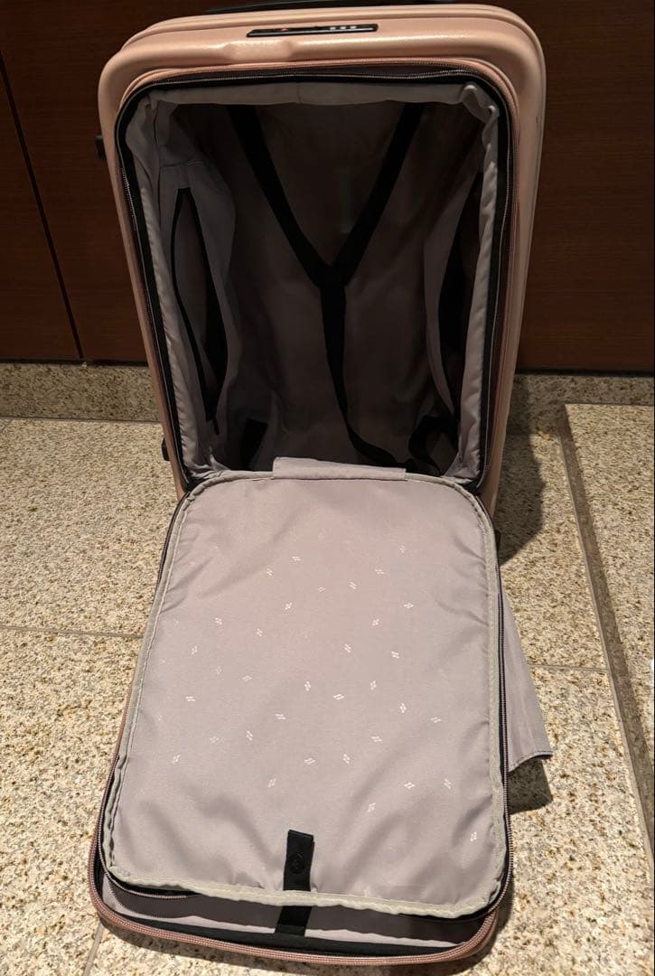 LOJEL ピンク キャリーケース 4輪