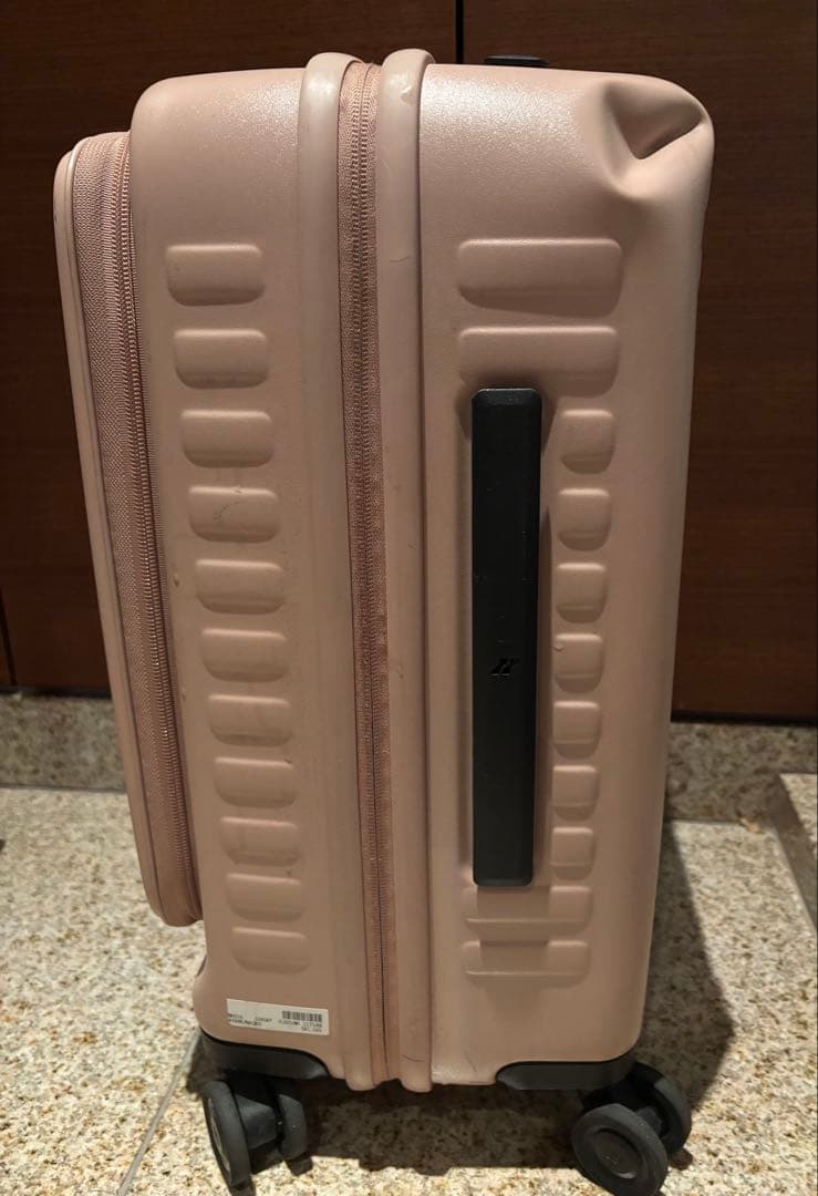 LOJEL ピンク キャリーケース 4輪