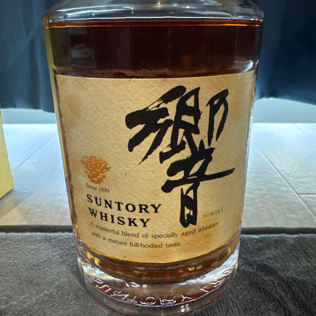 SUNTORY ウイスキー 響 古酒 旧ラベル 裏ゴールド700ml