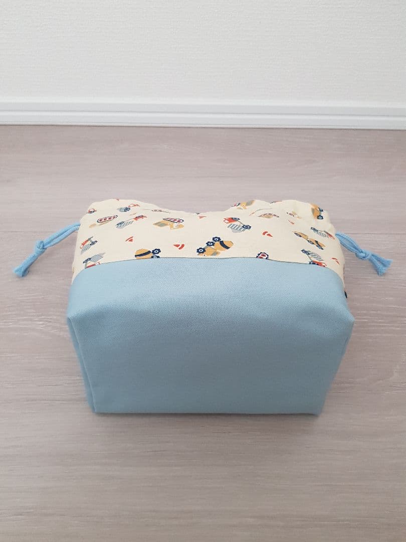 体操着袋×4お弁当袋×2 保温保冷 クリーム色 工事車 水色