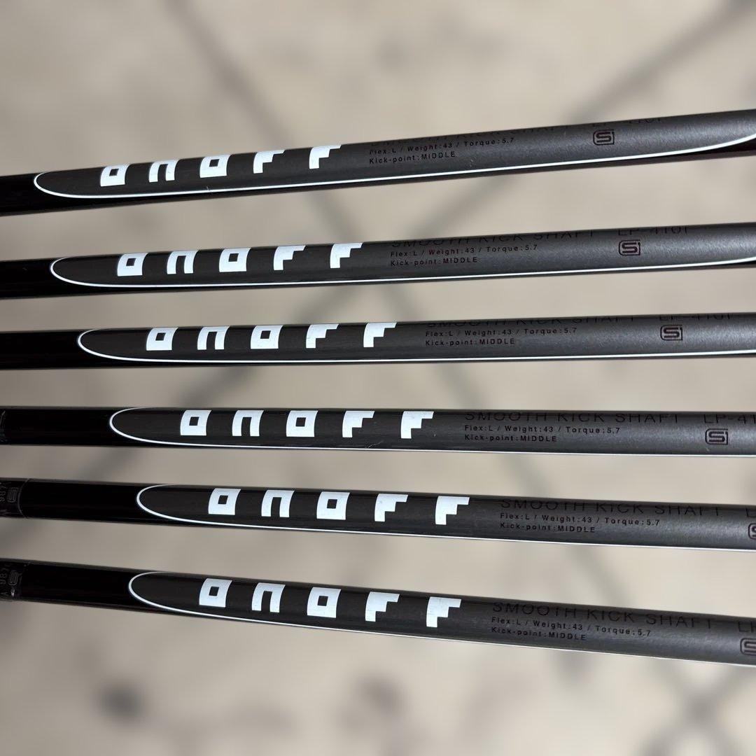 ONOFFレディースアイアン&ウエッジセット