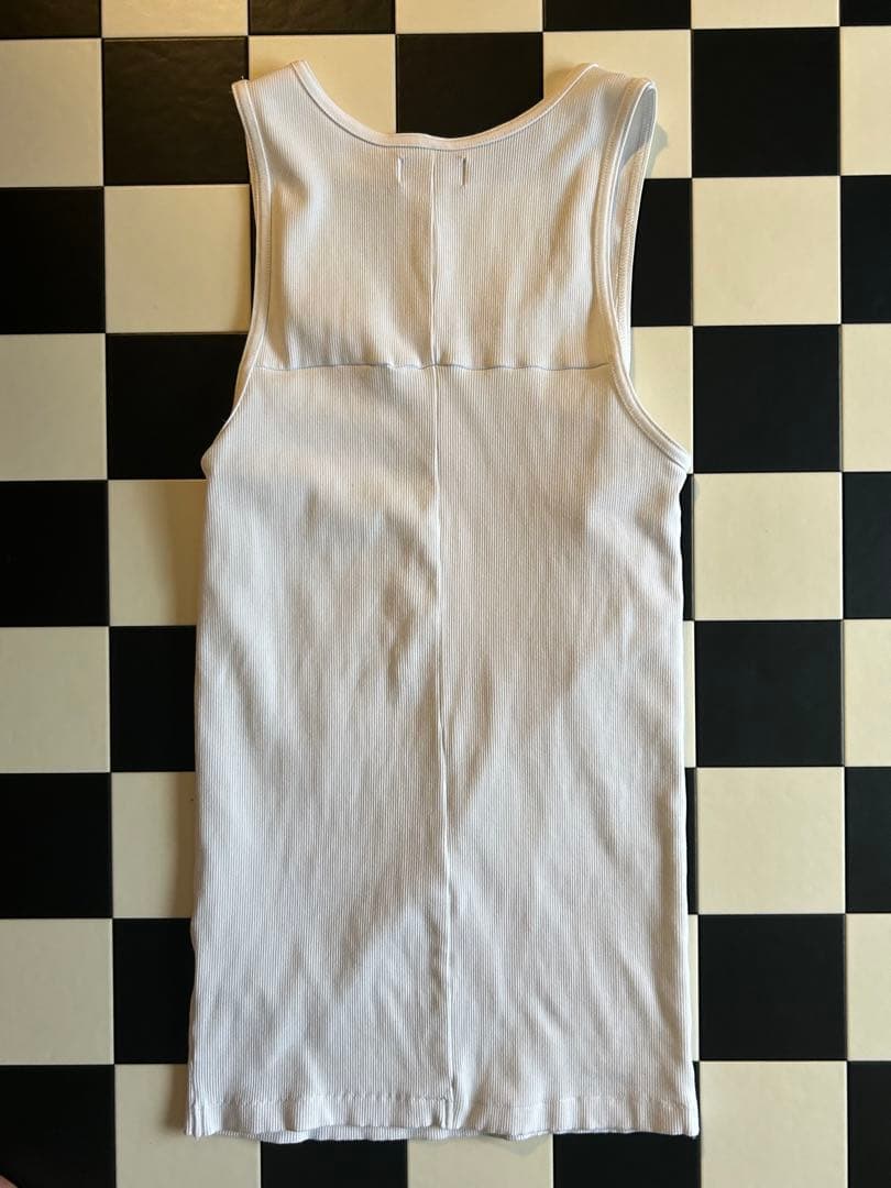 last nest タンクトップ