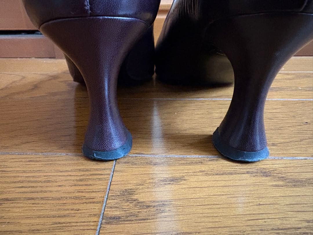 CHANEL シャネル　ダーク　ブラウン パンプス　ヒール
