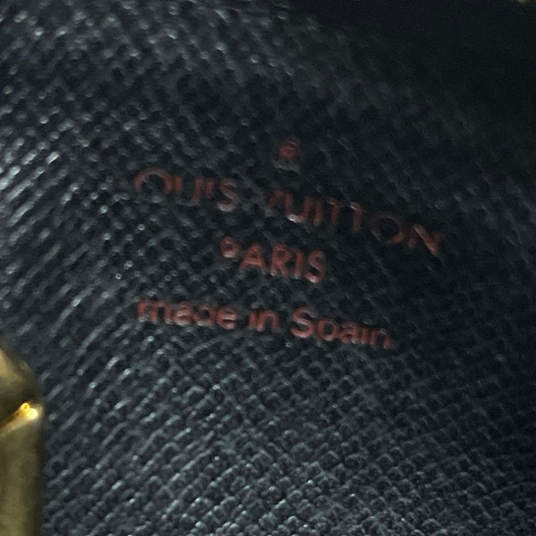 LOUIS VUITTON ルイヴィトン パース エピ ノワール