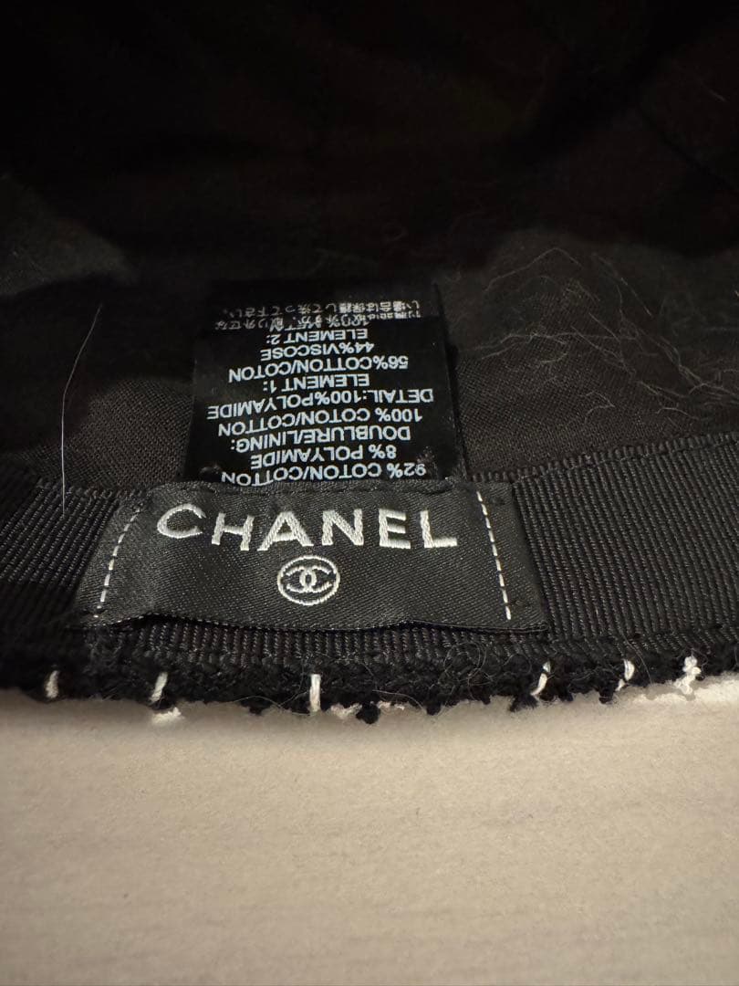 CHANEL ツイード風チェックキャップ