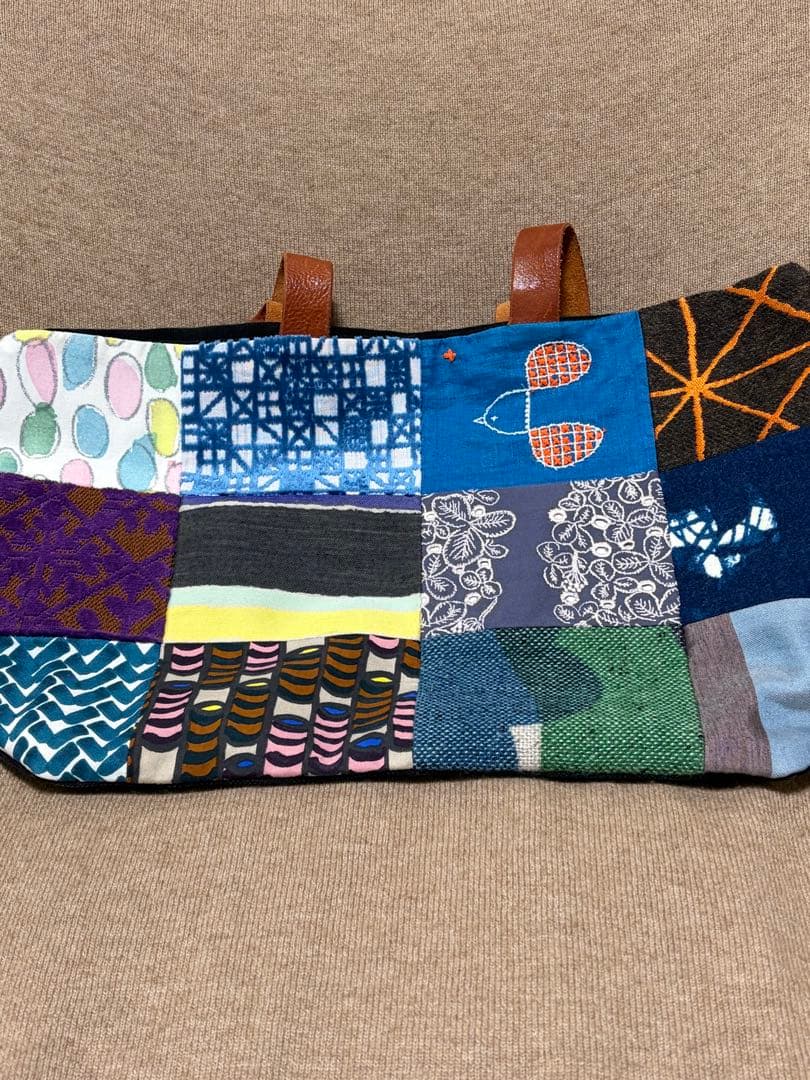 ミナペルホネン ピーストートバッグ