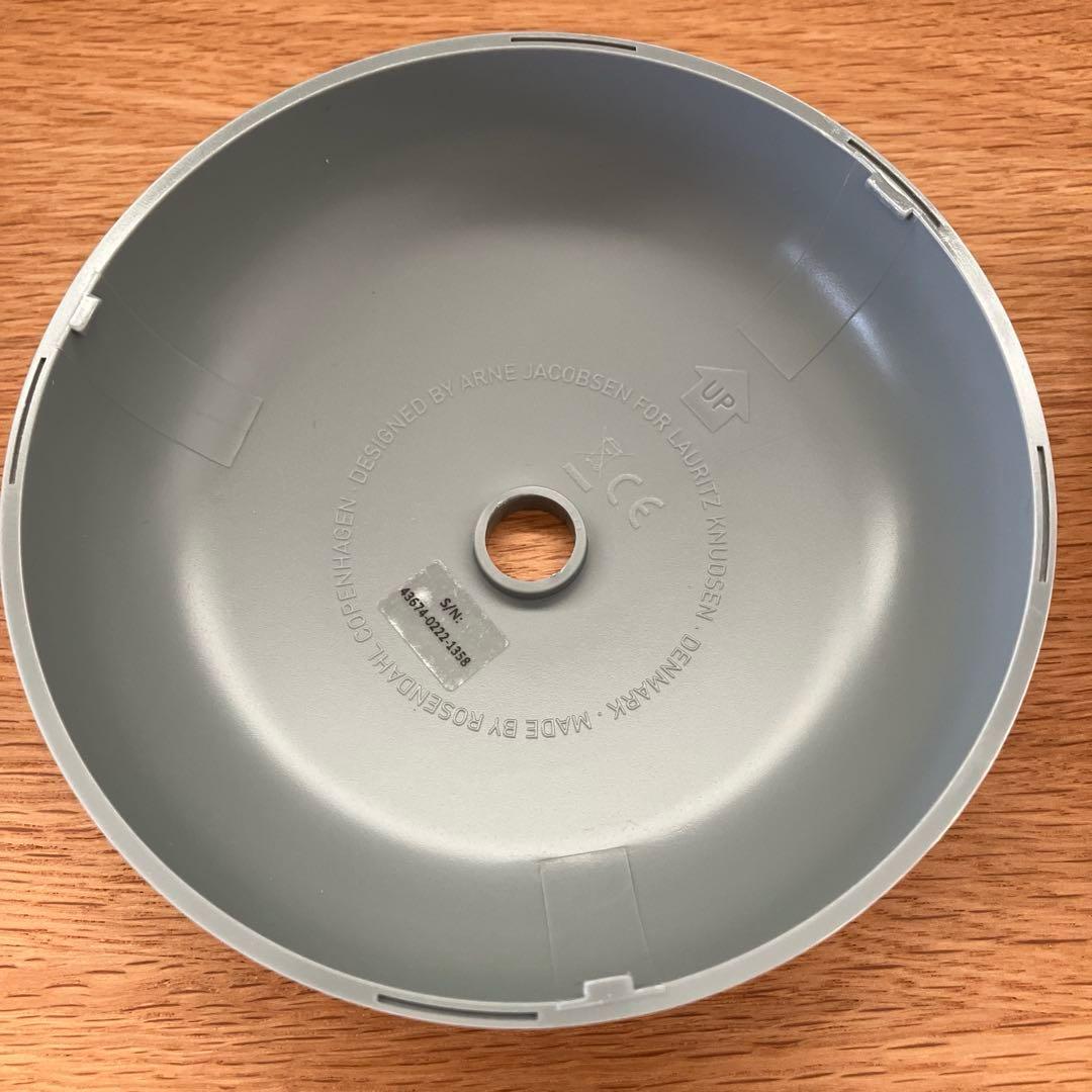 アルネヤコブセン　テーブル クロック　アラーム付き