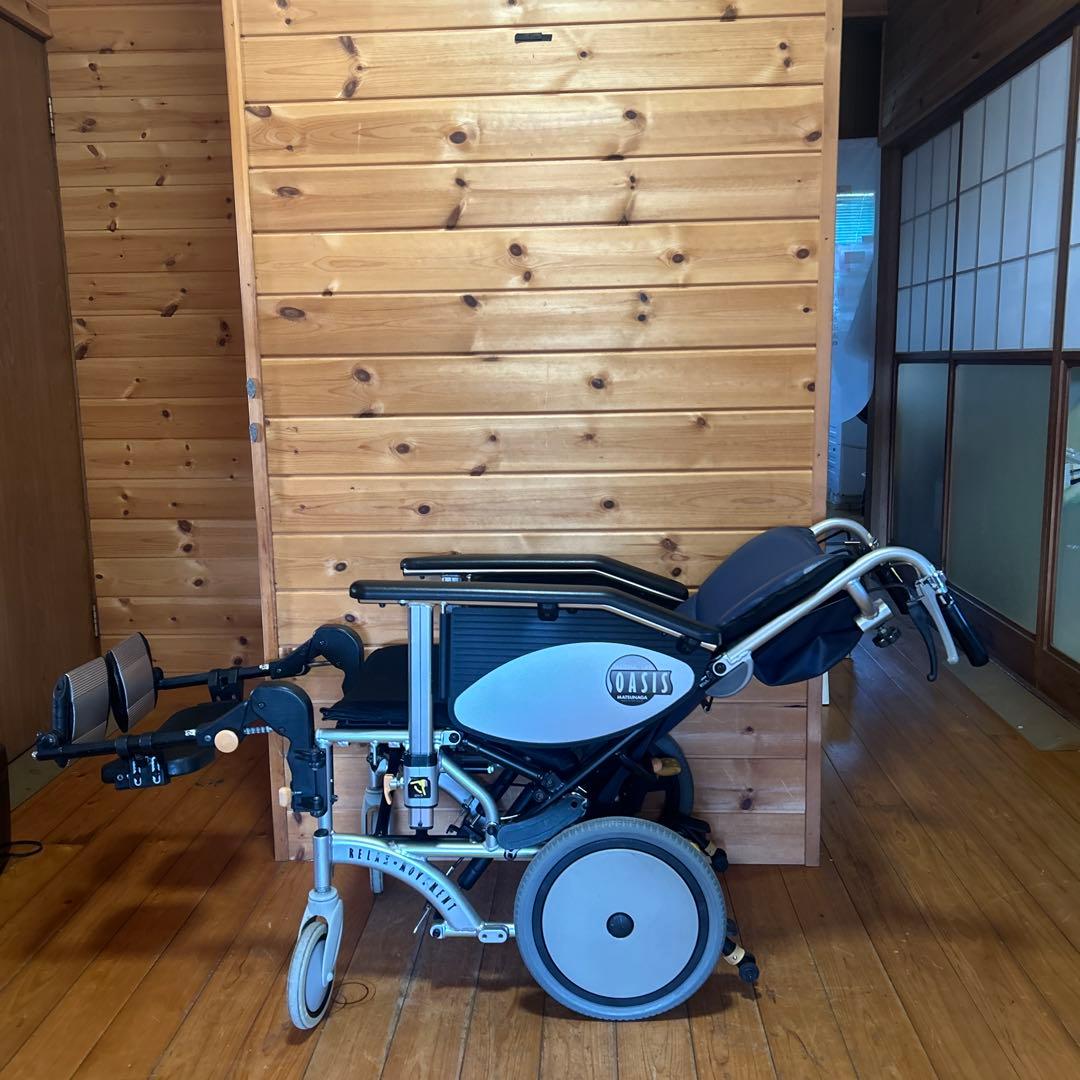 松永製作所の介助用ティルトリクライニング　オアシス OS-12TRSP 40