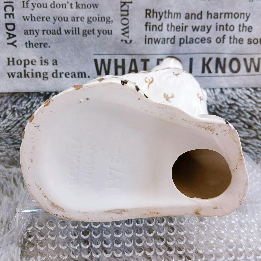 ❤️英国直輸入❤️ヴィンテージ陶器✨犬像 ホワイト 金彩✨高級クラシック 置物