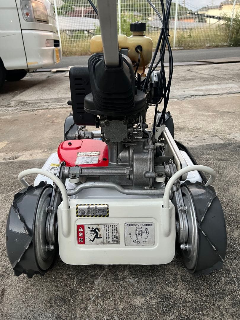 草刈機　スパイダーモアーAZ850_4WD